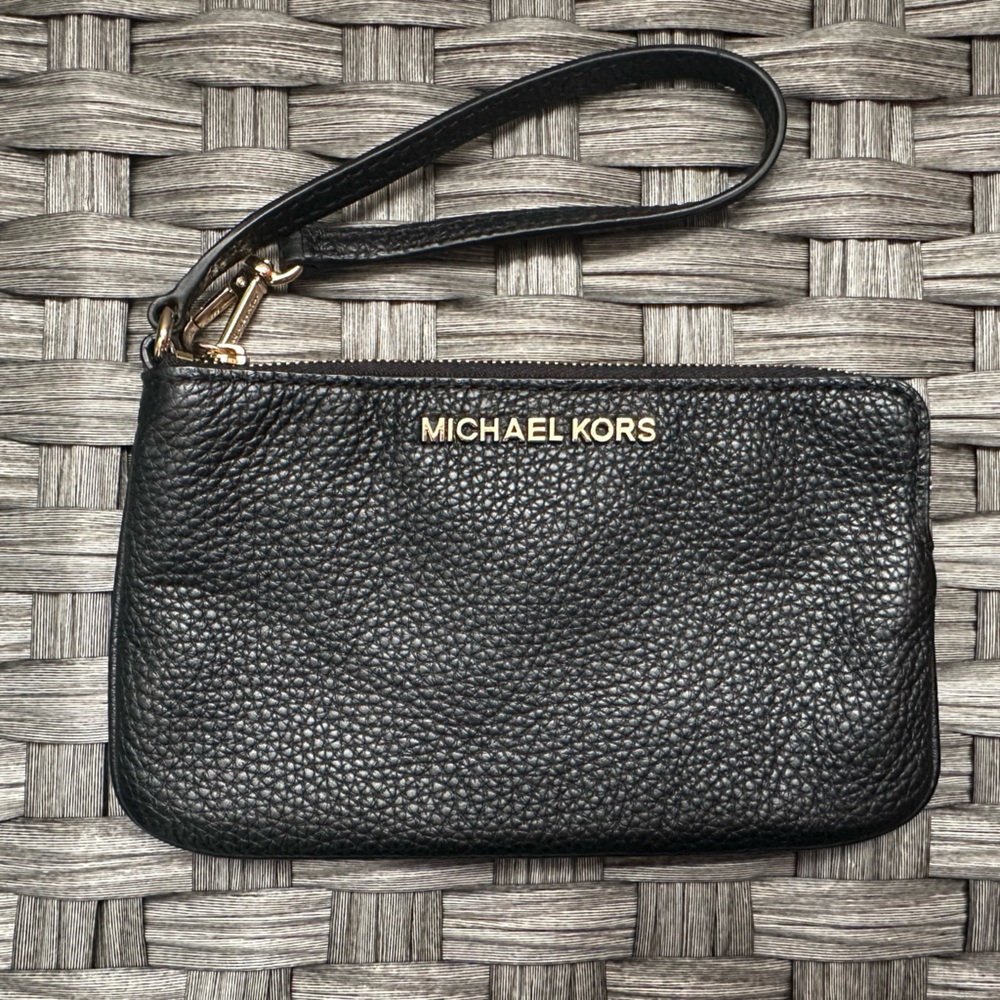 Michael Kors Jet Set Signature Multifunction Wristlet - Black, Large